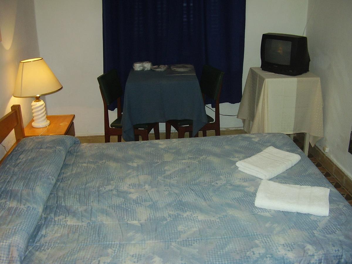 Edificio Sagasti Inn Piriapolis